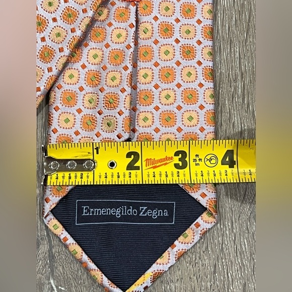 Ermenegildo Zegna Tie Made in Italy 100% Silk Pastel Geometric Sunburst EUC - Picture 11 of 13